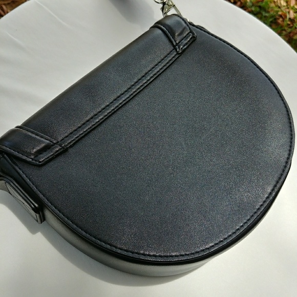 Sold - Picture 5 of 8